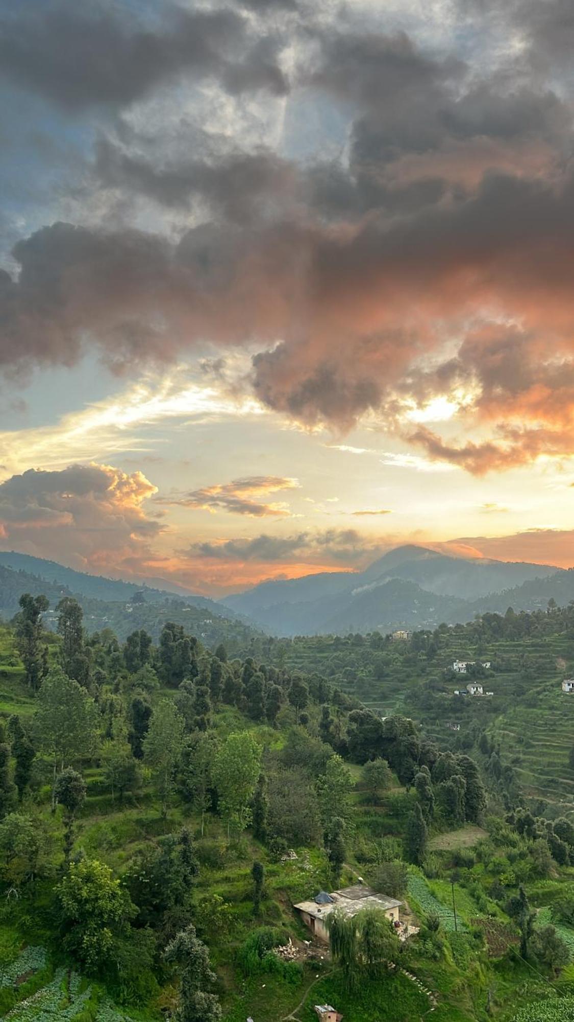 Nazaara -Thhpsociety - Mukteshwar - Witness The View From Your Bed Exterior photo