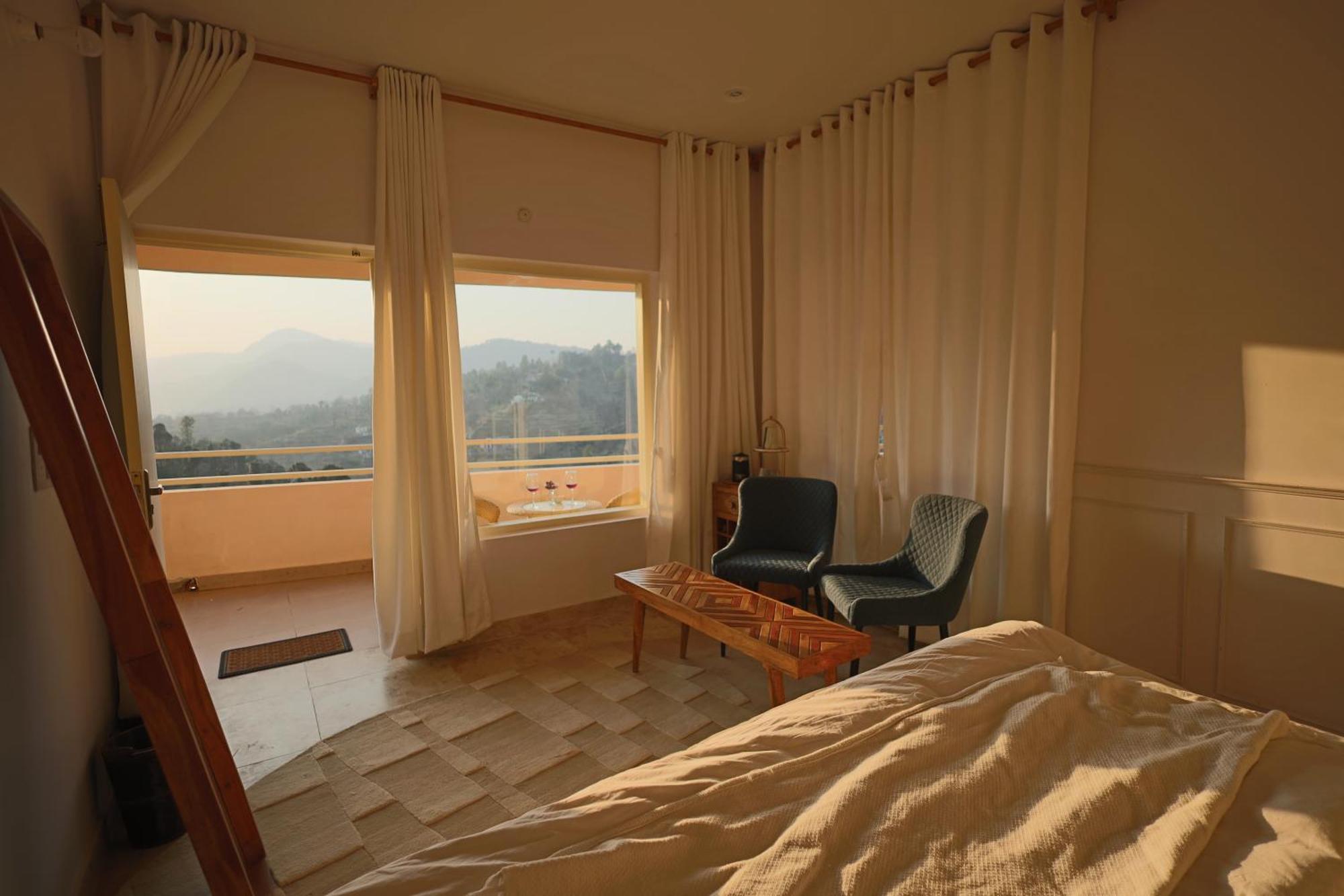 Nazaara -Thhpsociety - Mukteshwar - Witness The View From Your Bed Exterior photo
